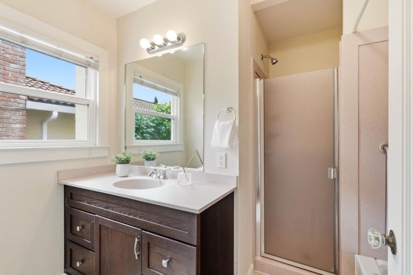 Discover 2 incredible home for less than the price of one! This - photo 21