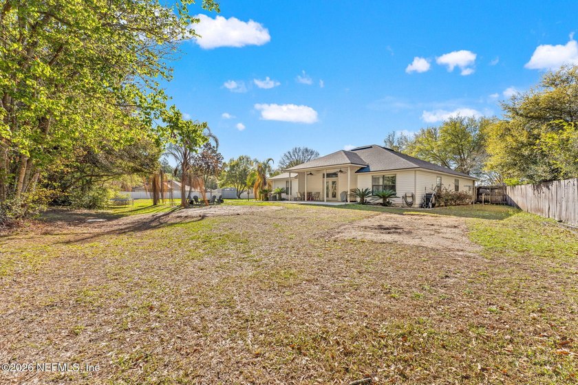 Welcome to 321 Velvet Drive, where space, privacy, and - photo 33