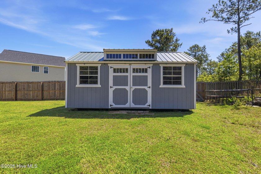 Nestled on nearly an acre in the peaceful cul-de-sac community - photo 45