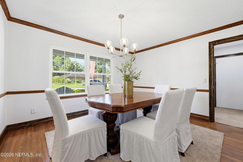 Welcome to this exceptional pool home in the highly sought-after - photo 9