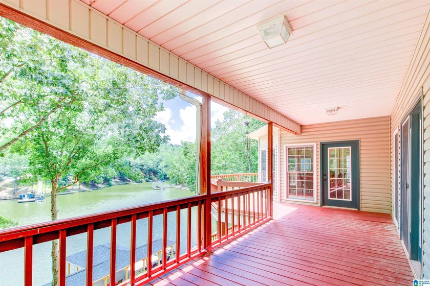 ***PRICE DROP $200,000*** Sellers are motivated! Experience - photo 33