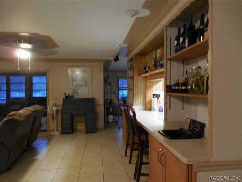 GREAT INVESTMENT OPPORTUNITY....This 3/2 home has an *in -law* - photo 12