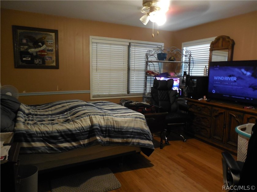 GREAT INVESTMENT OPPORTUNITY....This 3/2 home has an *in -law* - photo 13