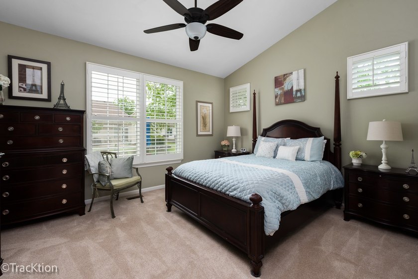 This is a charming Greenbriar model home with an extended family - photo 14