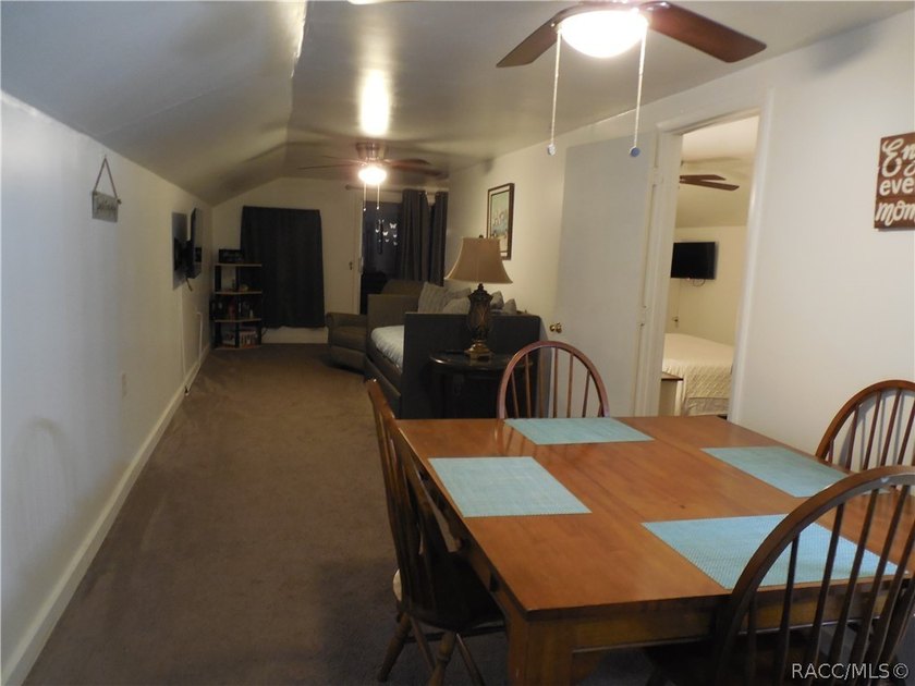 GREAT INVESTMENT OPPORTUNITY....This 3/2 home has an *in -law* - photo 18