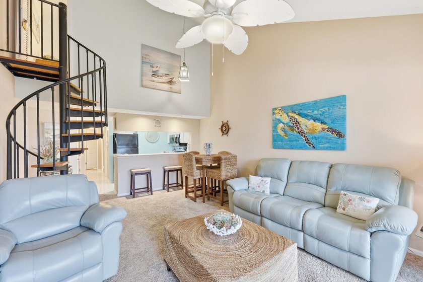 Come see this beautifully decorated condo located in the heart - photo 16