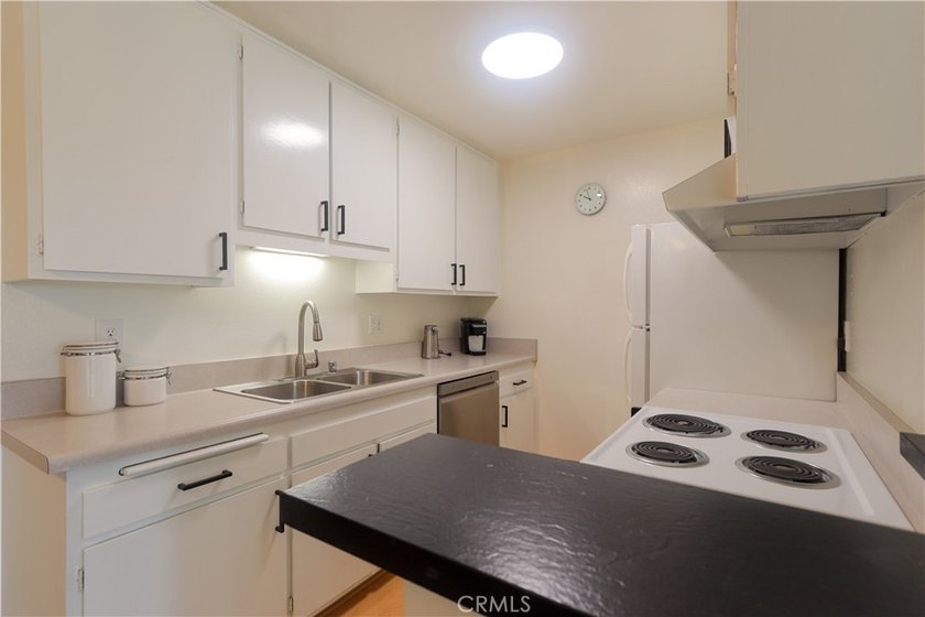 A premier opportunity in the gated Stoneybrook Villas Resort - photo 18