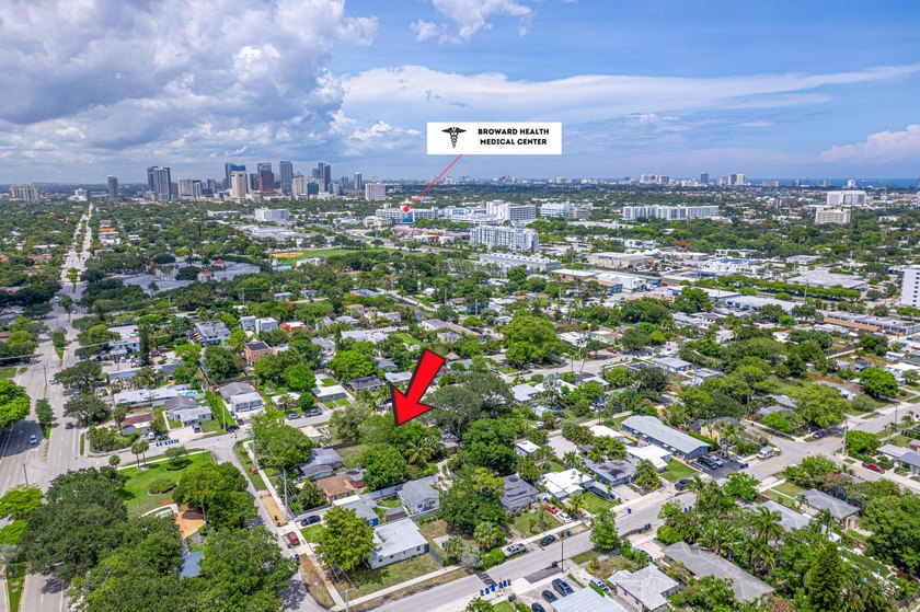 2 separate units. 2bed 1 bath front house, 1 bed 1 bath plus den - photo 13
