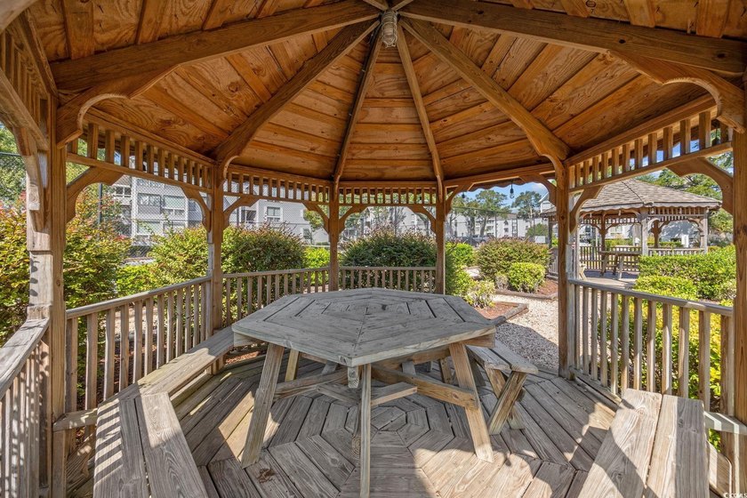 Motivated Seller! Beautiful top-floor, corner 2BR/2BA fully - photo 22