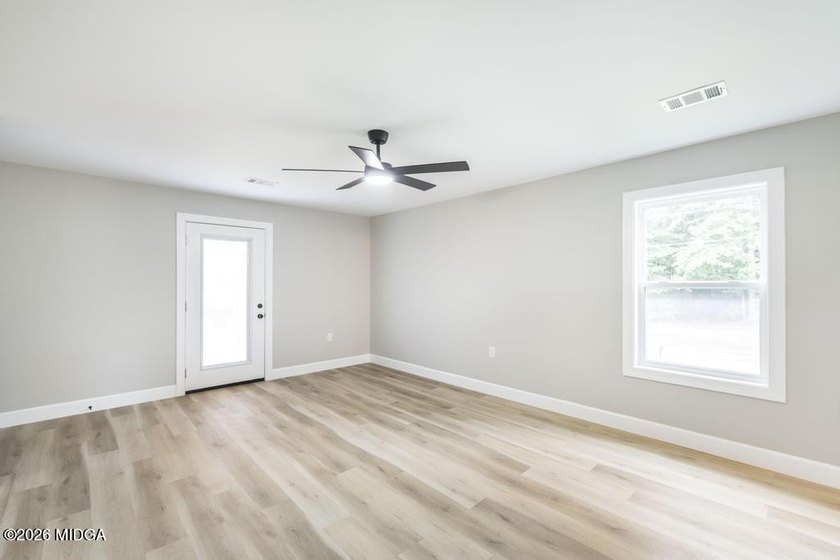 Gorgeous home, completely rebuilt and like new! And there's - photo 28
