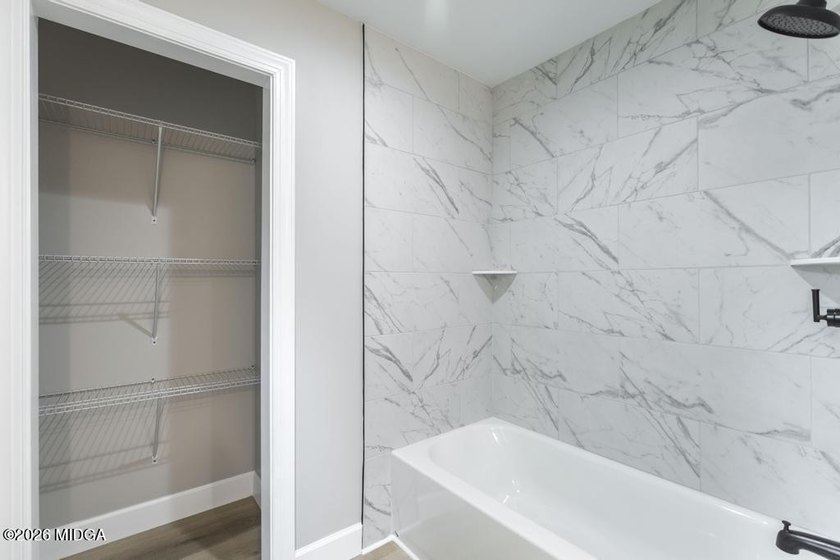 Gorgeous home, completely rebuilt and like new! And there's - photo 31