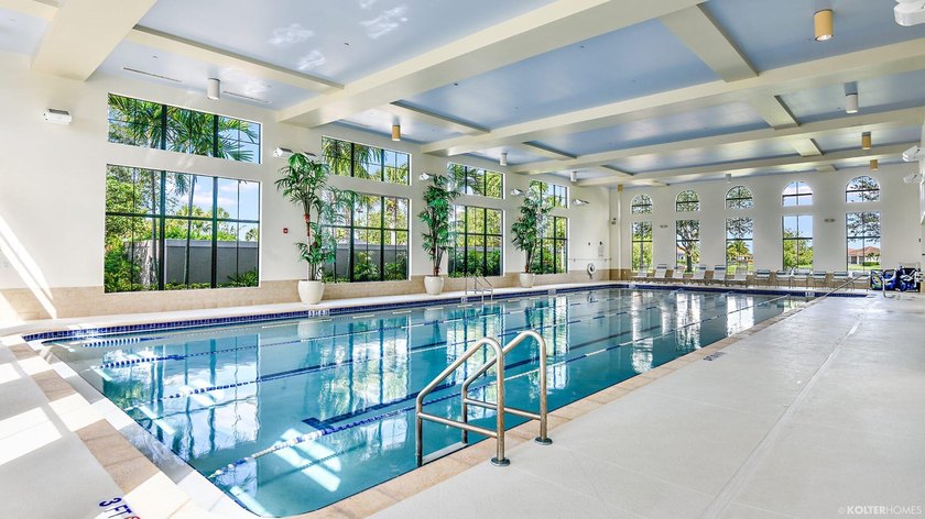 Beautiful Florenza model with a serene lake view overlooking a - photo 44
