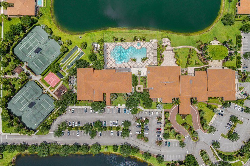 Beautiful Florenza model with a serene lake view overlooking a - photo 50