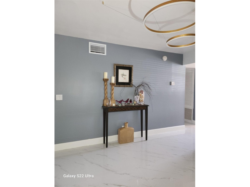 Renovated and Ready! Enjoy the convenience of this spacious 2 - photo 7