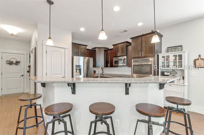 This beautiful 5-bedroom home in Rose Dhu Creek, built in 2014 - photo 13