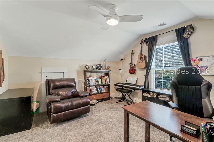 This beautiful 5-bedroom home in Rose Dhu Creek, built in 2014 - photo 41