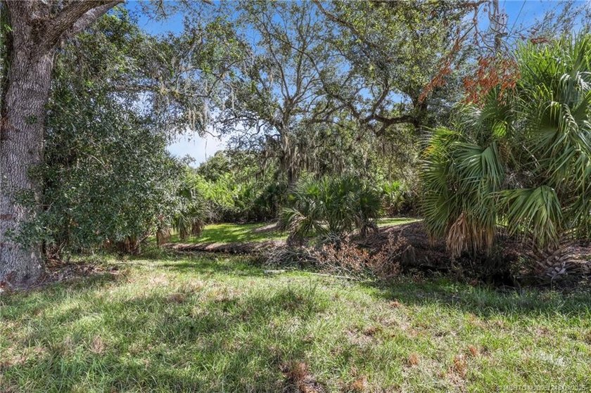 Affordable St Lucie RIVERFRONT lot with ocean access. Located in - photo 10