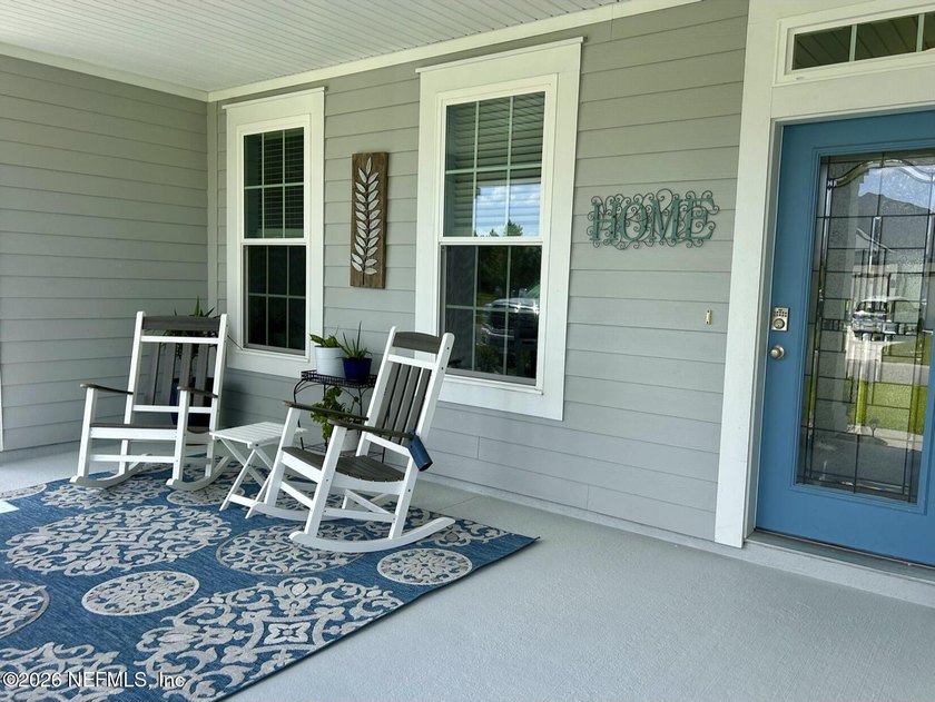 Welcome to 45 Lomond Court, a thoughtfully upgraded lakefront - photo 4