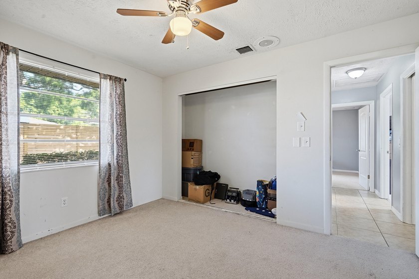 Welcome to this beautifully maintained 4-bedroom, 2-bath, 2-car - photo 20