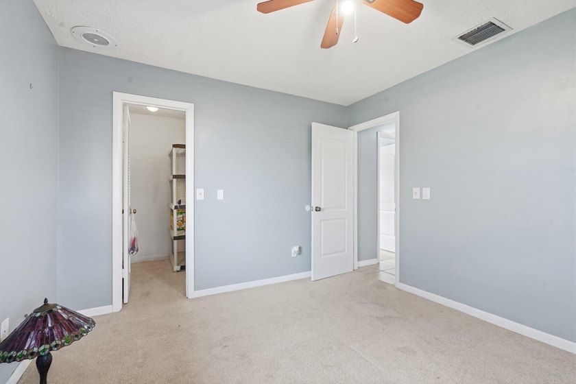 Welcome to this beautifully maintained 4-bedroom, 2-bath, 2-car - photo 22