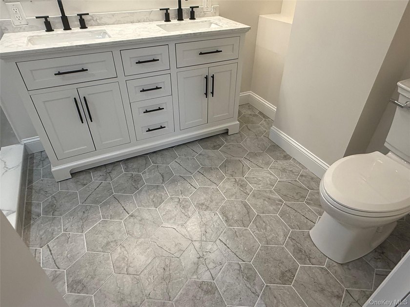Welcome to a completely reimagined home where craftsmanship - photo 27