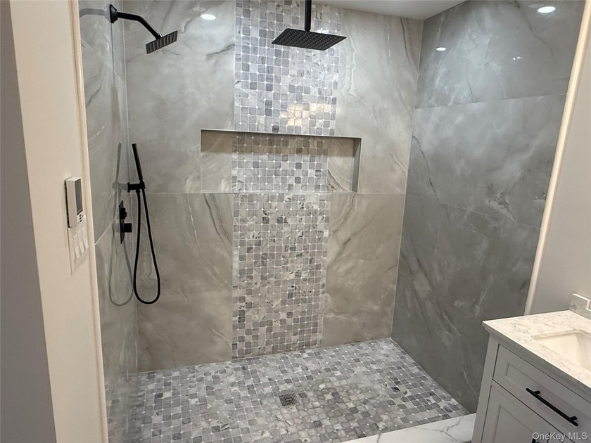 Welcome to a completely reimagined home where craftsmanship - photo 29