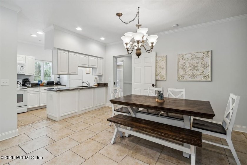 Updated Lock Off Investment Opportunity Experience resort living - photo 8