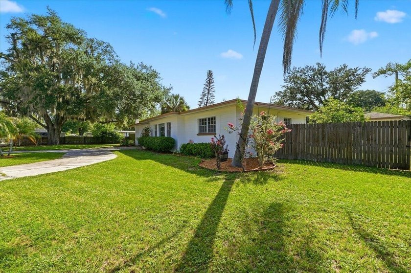 Welcome to 1408 New Jersey Road, a 2-bedroom, 1-bath home - photo 7