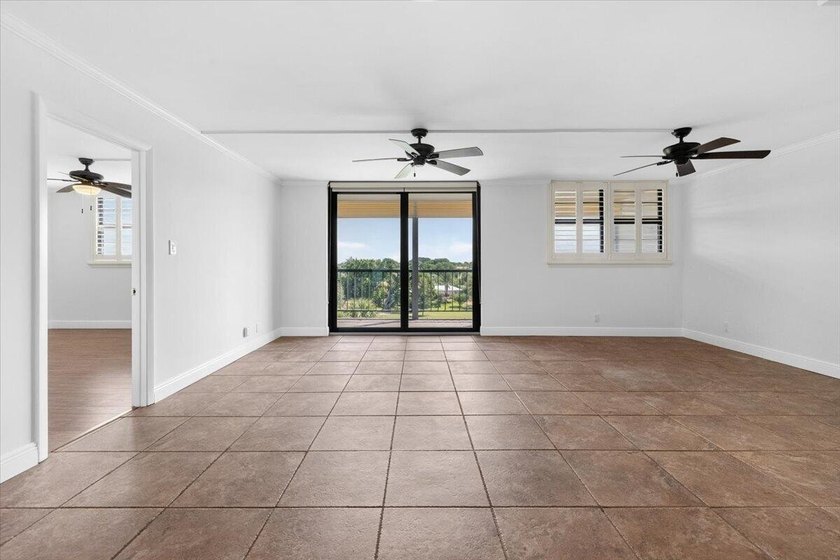 Welcome to Unit 506, located in the desirable Deer Creek - photo 7