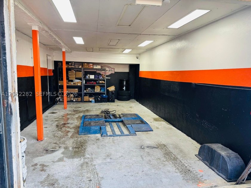 Exceptional opportunity to own a versatile commercial property - photo 2
