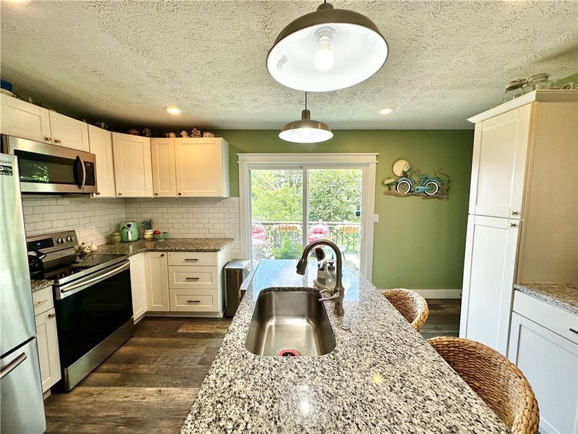 Welcome home! Modern living meet serenity in this charming home - photo 12