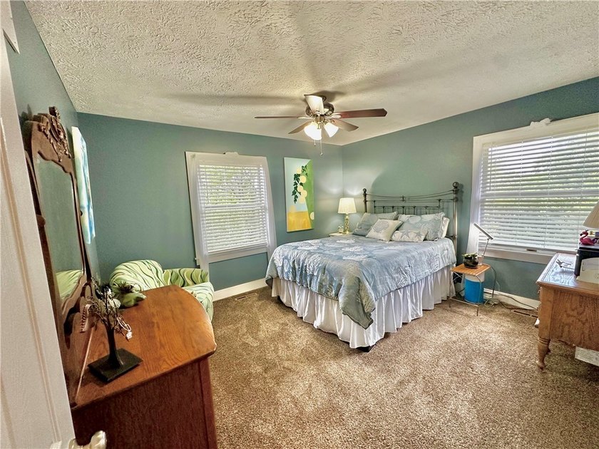 Welcome home! Modern living meet serenity in this charming home - photo 15