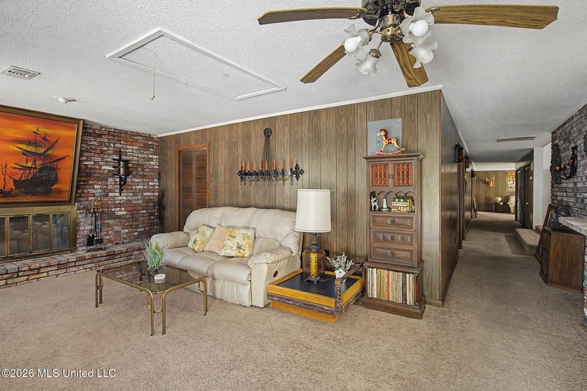 Nestled in a picturesque, park-like setting, this spacious 3,297 - photo 8