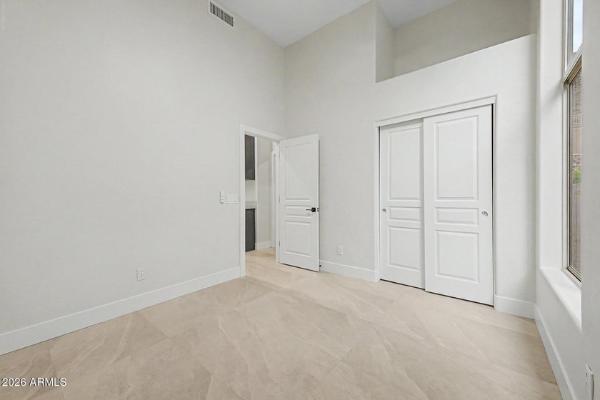 Welcome to this completely reimagined Scottsdale residence - photo 31