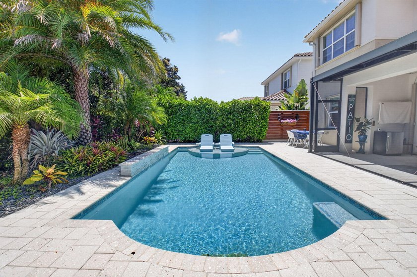 Move-in ready stunning Antigua model- 5 BEDS /4 full BATHS! A - photo 32