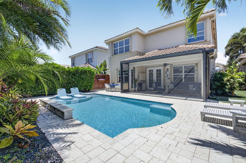 Move-in ready stunning Antigua model- 5 BEDS /4 full BATHS! A - photo 33