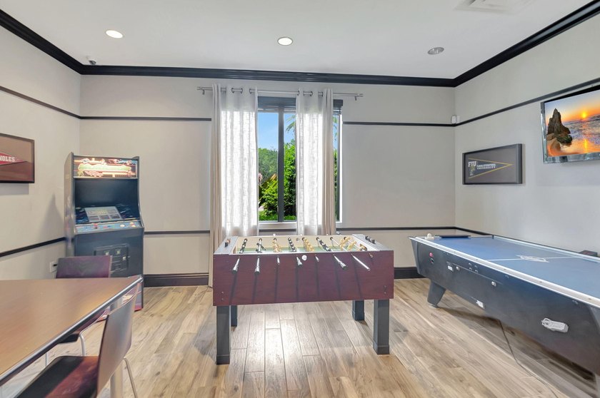 Move-in ready stunning Antigua model- 5 BEDS /4 full BATHS! A - photo 48