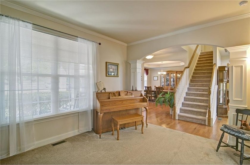 Experience luxury lake living at its finest in this exceptional - photo 9