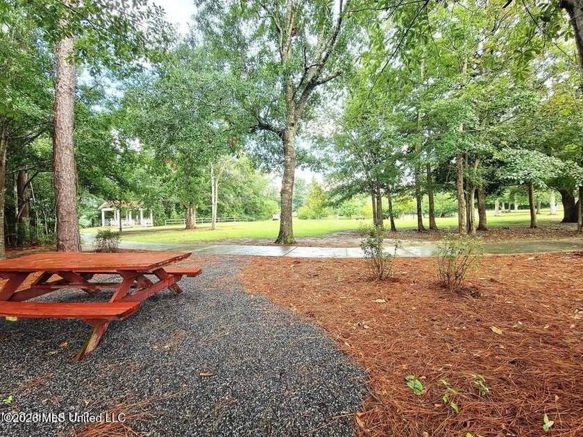 WOW! You most likely won't find a lot in Florence Gardens at - photo 5