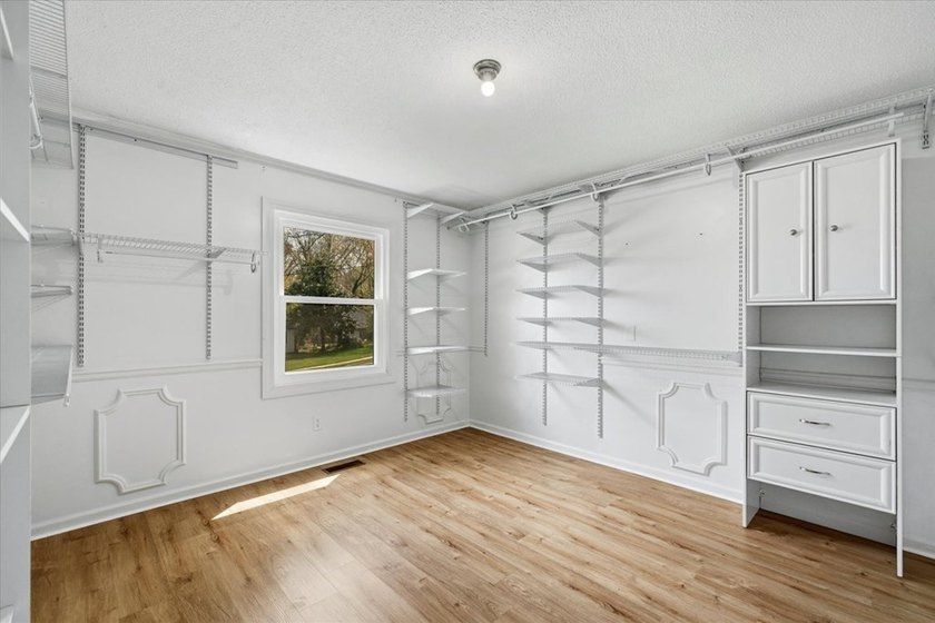 2239 Rocky Face Cir, Dalton, GA 30720 offers the space and - photo 25