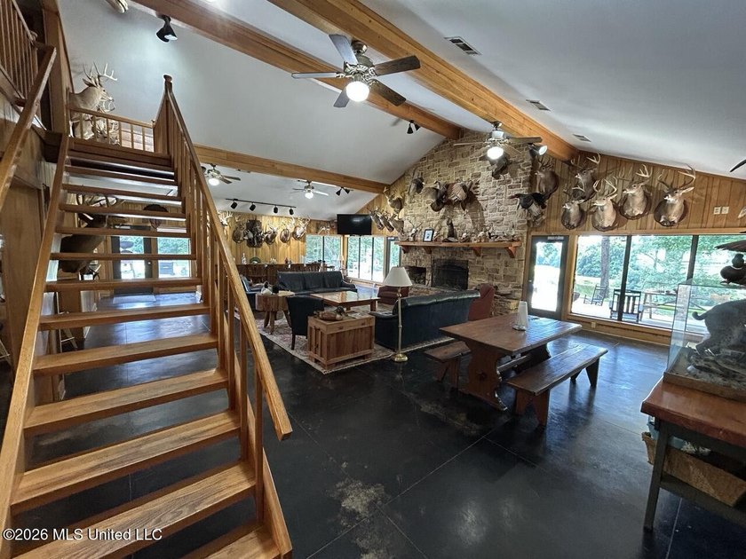 Welcome to Becks Bay Hunting Club, an exceptional opportunity to - photo 28