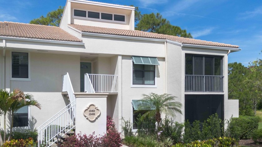 Spectacular 3 bedroom, 2 bath second floor condo WITH DETACHED - photo 34