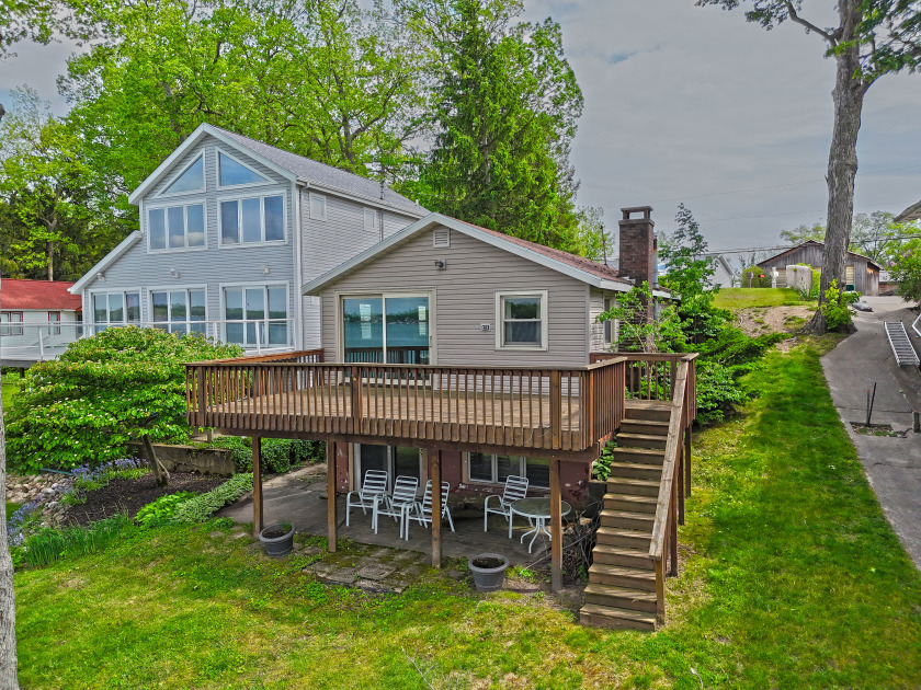 Remodel or Knock Down Opportunity on Magician Lake! - photo 11