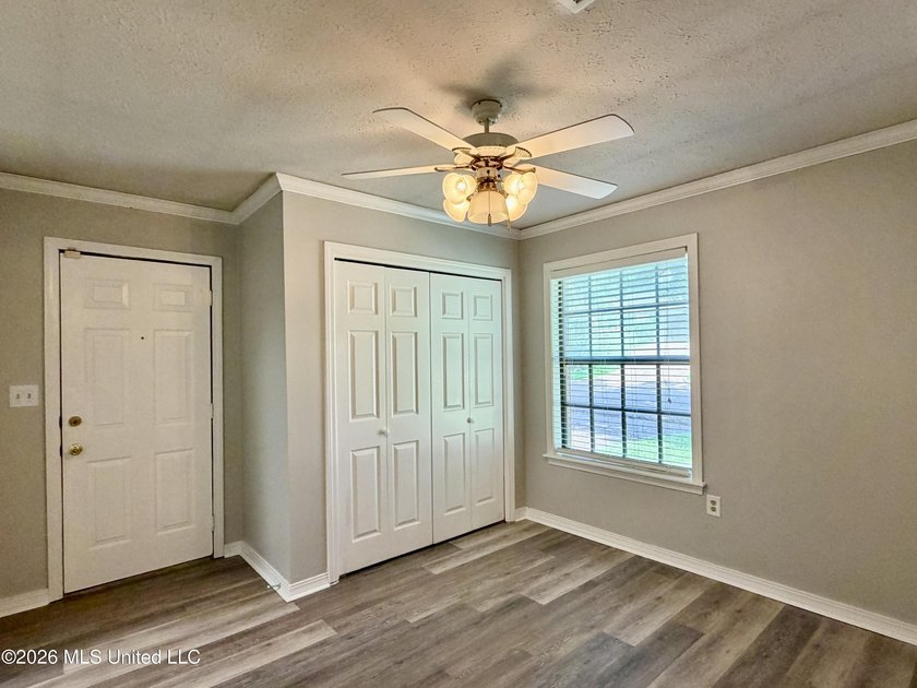 Welcome home to 102 Mary's Cove! This beautifully updated home - photo 10