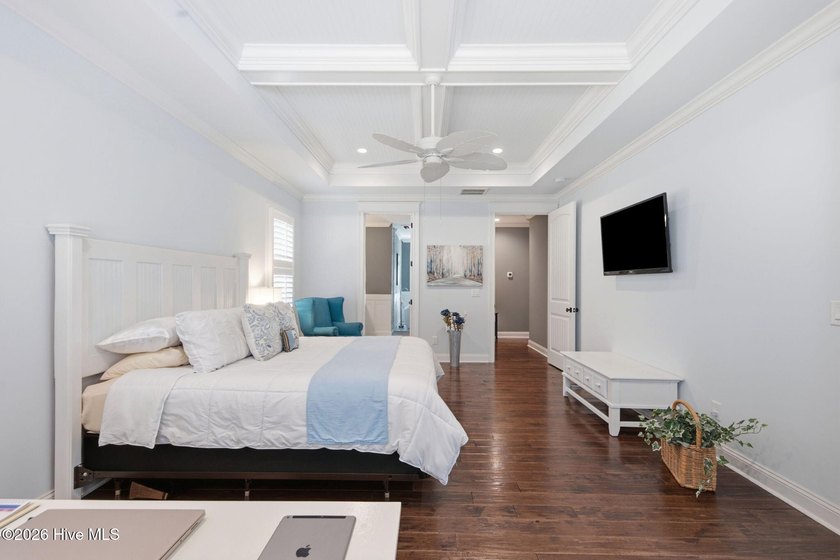 Built in 2019, this stunning Pinewild home blends modern design - photo 26