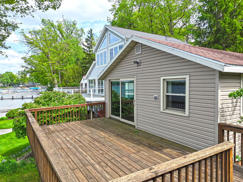 Remodel or Knock Down Opportunity on Magician Lake! - photo 5