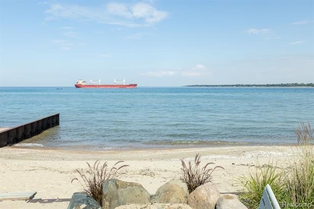 WELCOME TO ONE OF LAKE HURON'S MOST EXCEPTIONAL WATERFRONT - photo 8