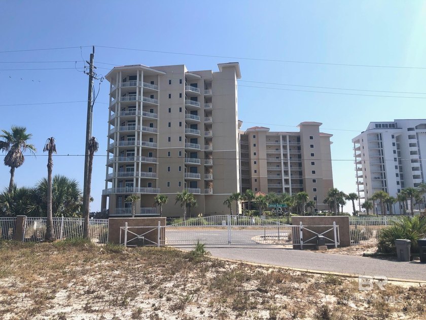 HURRY- Incredibly rare chance to obtain an epic home site with - photo 22