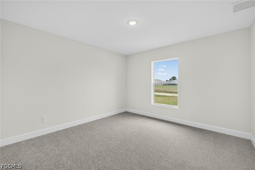 MOVE IN READY - HOT LISTING ALERT - $18,000 (5%) BUILDER CREDIT - photo 22