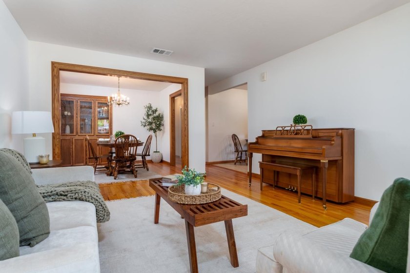 Welcome to 1542 Jacob Ave, a beautifully maintained 5-bedroom - photo 2